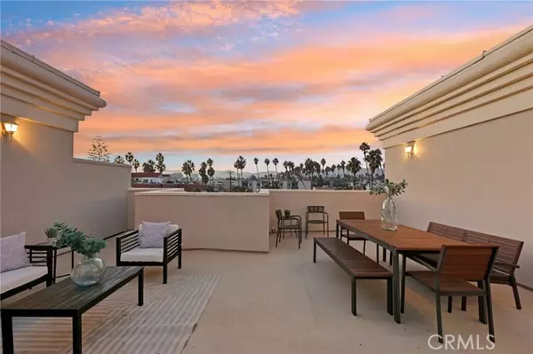 Santa Monica, CA 90403,1040 4th #407