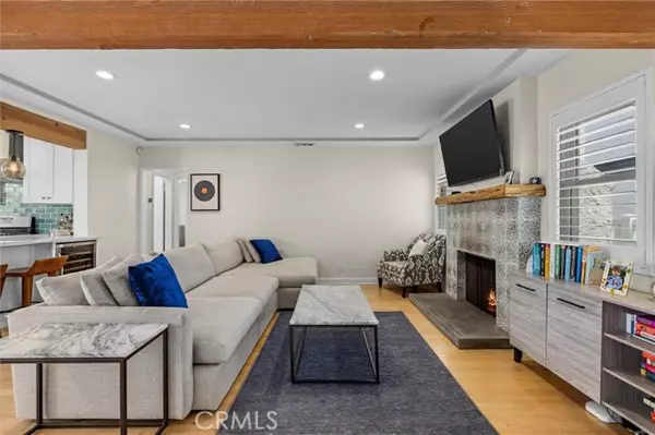 Manhattan Beach, CA 90266,3528 Pacific Avenue