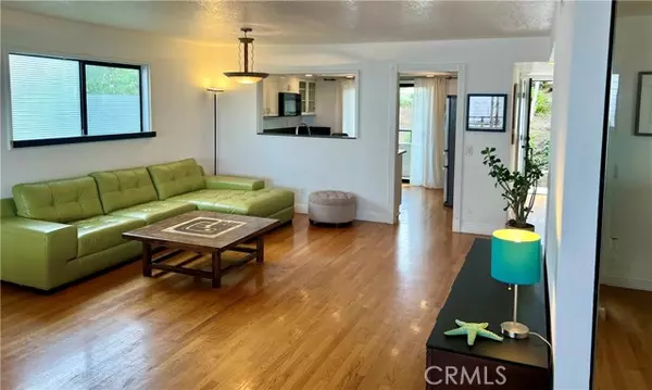 Redondo Beach, CA 90277,431 Camino De Las Colinas