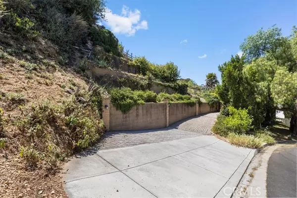 Rancho Palos Verdes, CA 90275,3261 Crownview Drive