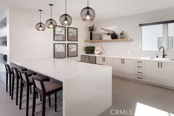 San Pedro (los Angeles), CA 90731,511 S Harbor #501