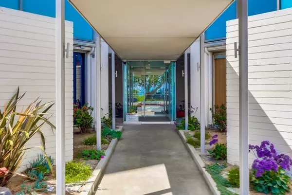 Long Beach, CA 90803,2999 E Ocean Boulevard