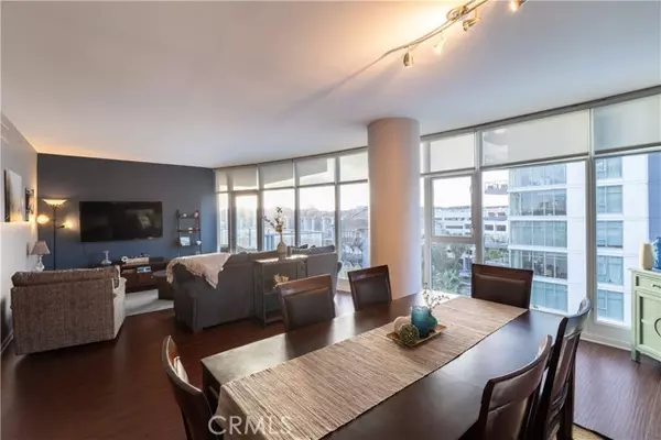 400 W Ocean Boulevard #402, Long Beach, CA 90802