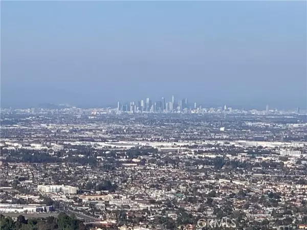 Rancho Palos Verdes, CA 90275,1 Martingale