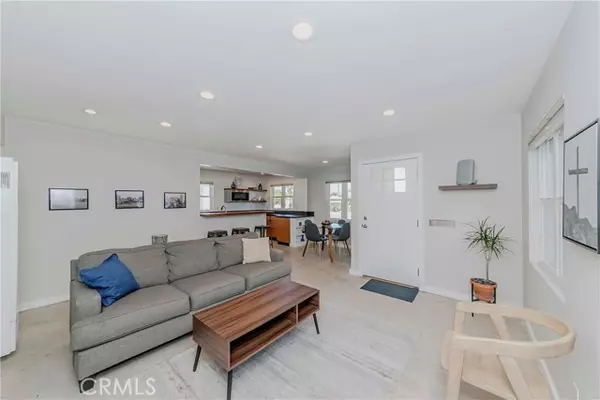 Redondo Beach, CA 90278,2004 Havemeyer Lane