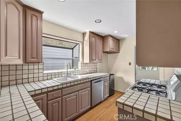 Hawthorne, CA 90250,5408 W 122nd