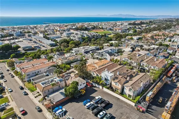 Hermosa Beach, CA 90254,656 7th Street