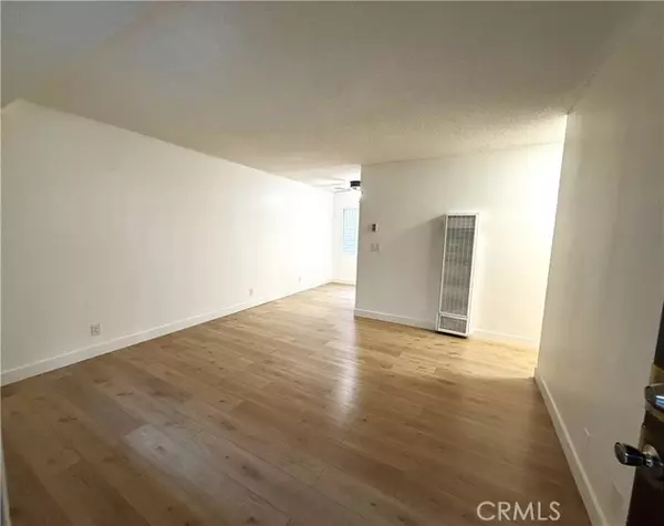 San Pedro (los Angeles), CA 90731,469 W Oliver Street #2