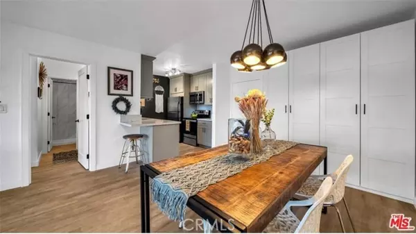 Playa Del Rey (los Angeles), CA 90293,7742 Redlands Street #H3025