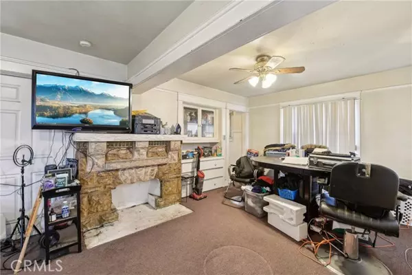 Los Angeles, CA 90003,231 W 88th Street