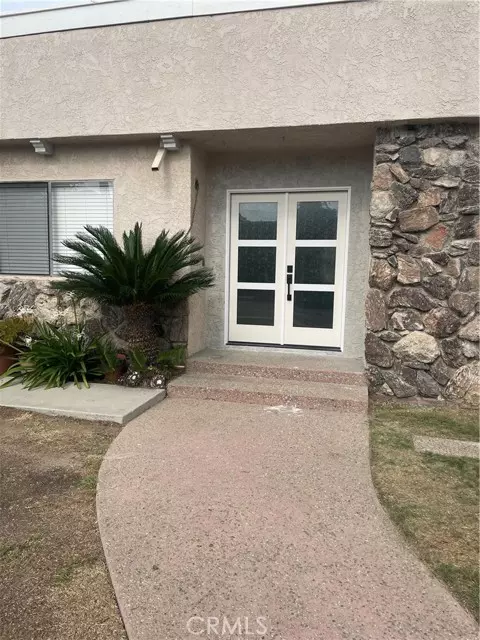 Redondo Beach, CA 90278,2217 Voorhees Avenue