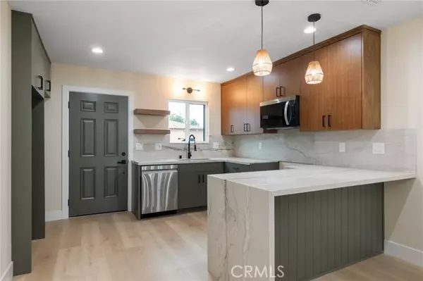 Los Angeles, CA 90044,745 W 106th