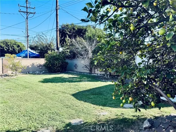 Carson, CA 90745,1866 E 213th