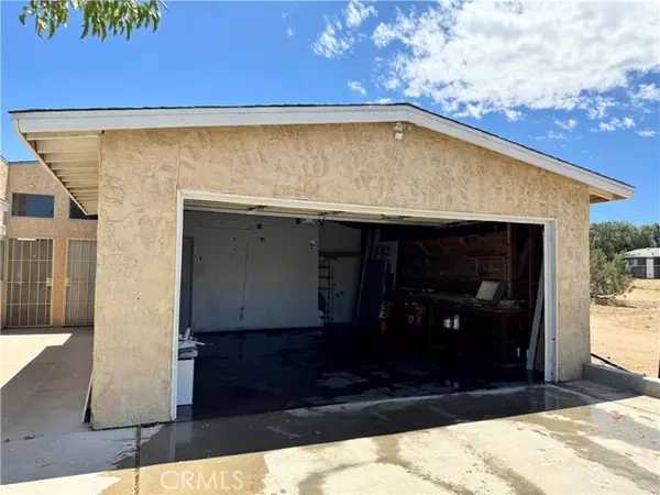 Hesperia, CA 92345,16209 Juniper Street