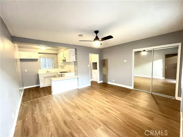 Hawthorne, CA 90250,4750 W Broadway #E