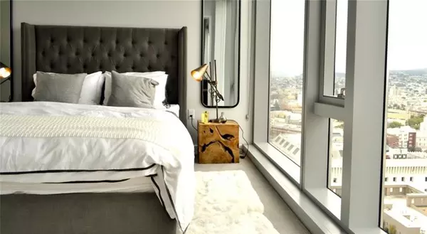 San Francisco, CA 94102,100 Van Ness Avenue #402