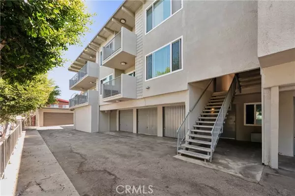 Redondo Beach, CA 90277,100 S Guadalupe Avenue #206