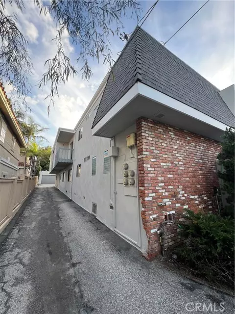 Redondo Beach, CA 90278,1912 Bataan Road