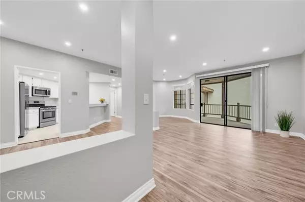 2559 Plaza Del Amo #215, Torrance, CA 90503