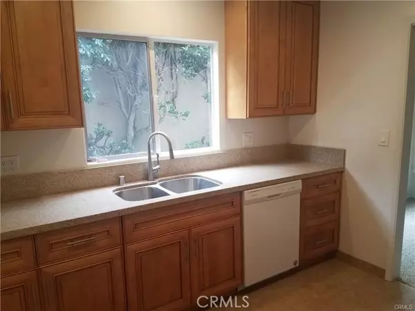 Redondo Beach, CA 90277,121 Paseo de la Concha #E