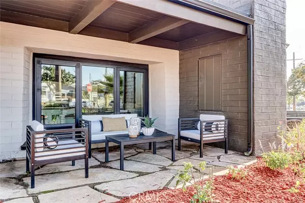 El Segundo, CA 90245,876 Center Street