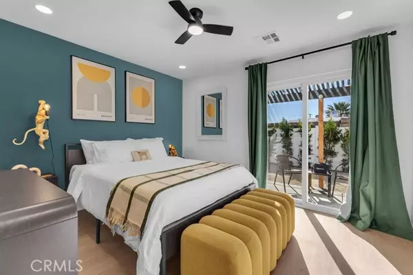 Palm Springs, CA 92262,481 W Sunview