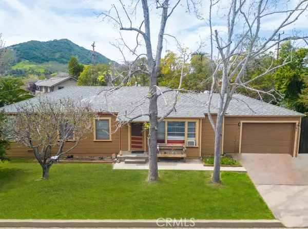 561 Ellen Way, San Luis Obispo, CA 93405