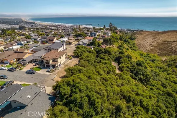 991 Visalia Street, Pismo Beach, CA 93449