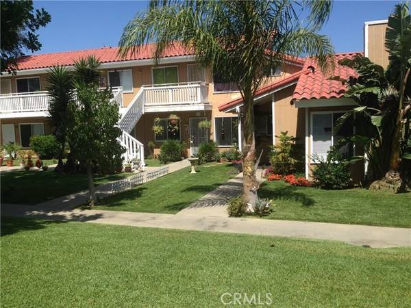 1826 Pomona Avenue, Costa Mesa, CA 92627