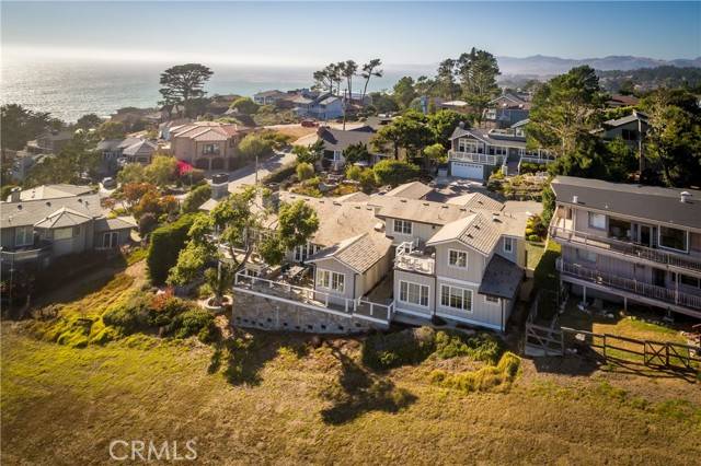 404 Huntington Road, Cambria, CA 93428