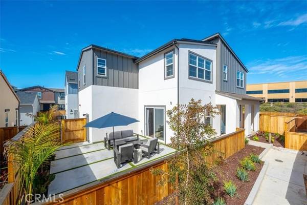 160 Earthwood Lane, San Luis Obispo, CA 93401
