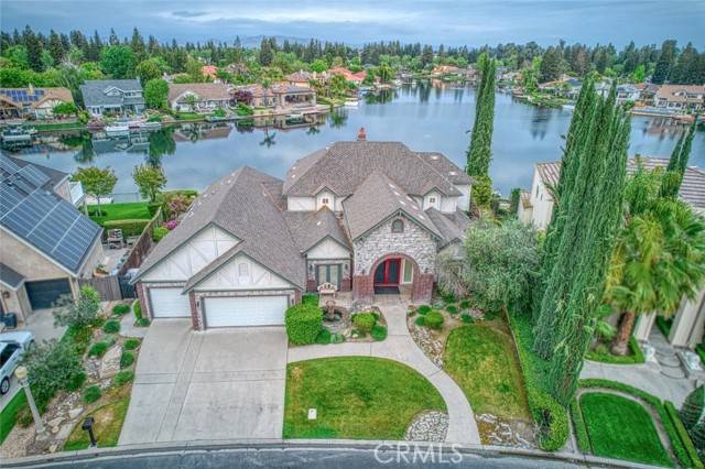 529 E Chesapeake Circle, Fresno, CA 93730