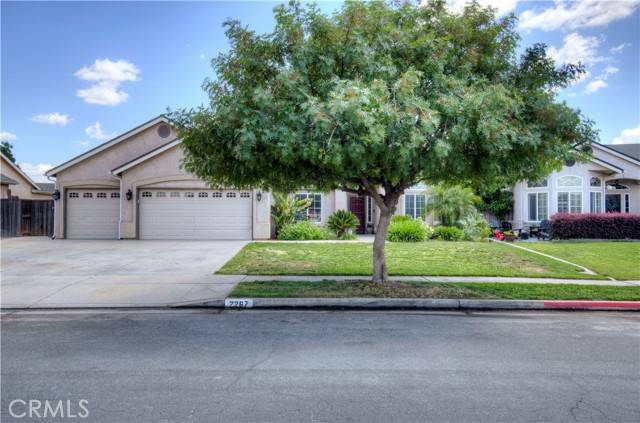 2267 Lorena Avenue, Sanger, CA 93657