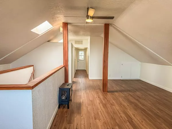 158 N Ocean Ave, Cayucos, CA 93430
