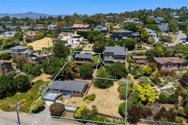 1799 Saint Thomas Avenue, Cambria, CA 93428