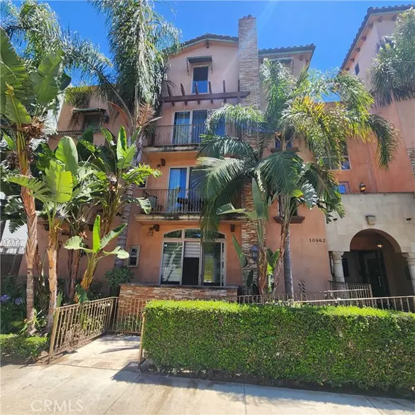 Toluca Lake (los Angeles), CA 91602,10862 Bloomfield Street #303