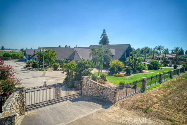 424 N De Wolf Avenue, Fresno, CA 93737