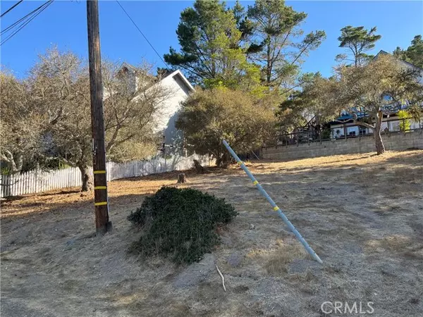 13 Tweed Avenue, Cambria, CA 93428