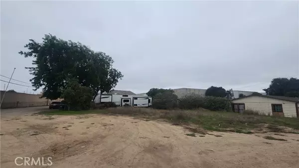 Santa Maria, CA 93458,2096 S Lincoln