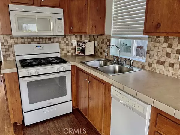 Arroyo Grande, CA 93420,655 S Halcyon #8