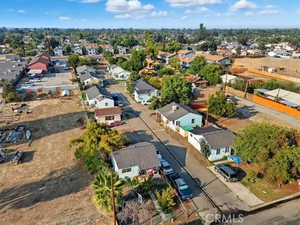 Visalia, CA 93292,636 E Roosevelt