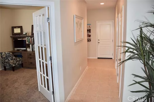 Paso Robles, CA 93446,902 Sycamore Canyon