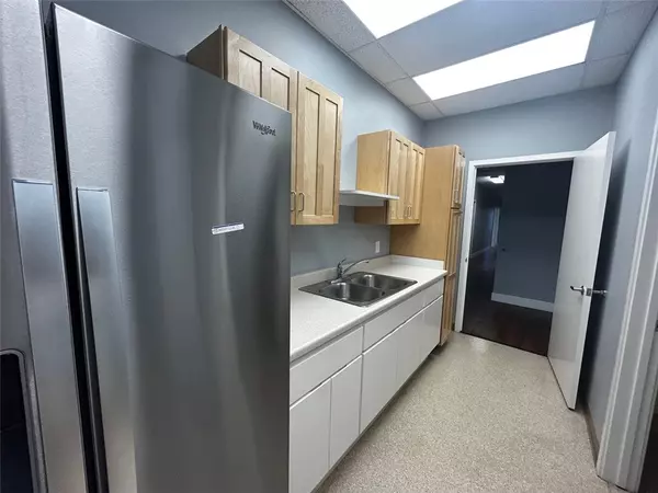 San Luis Obispo, CA 93401,285 South