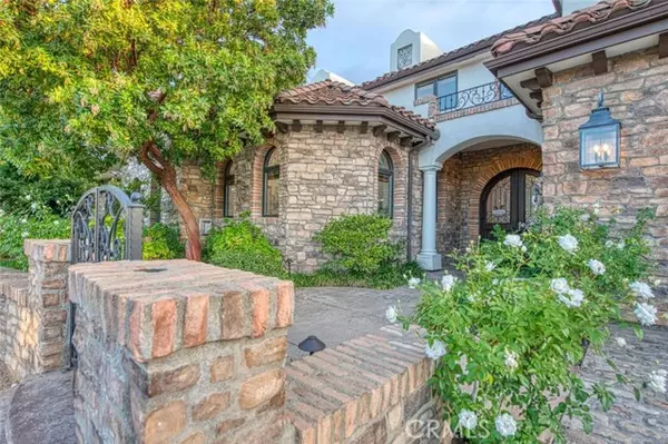 Fresno, CA 93730,2283 E Sarazen