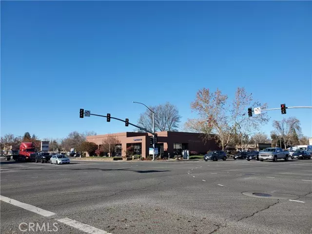 Chico, CA 95926,896 East Avenue