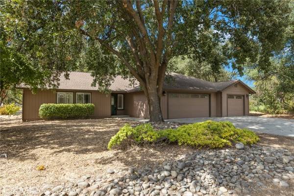 8479 Hollis Street,  Los Molinos,  CA 96055