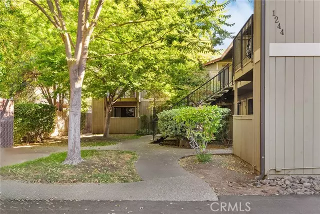 Chico, CA 95926,1244 Magnolia Avenue #6