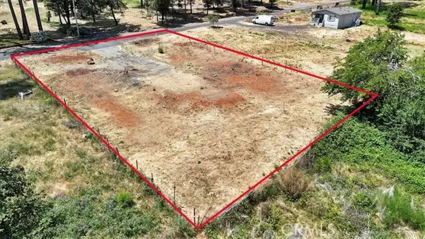 Paradise, CA 95969,6292 Oak Way