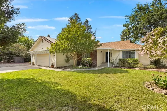 Chico, CA 95973,10 Roseanna Court