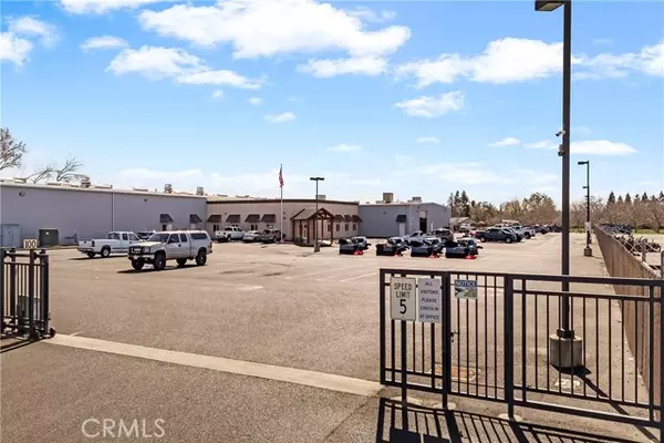 100 Loren Avenue, Chico, CA 95928